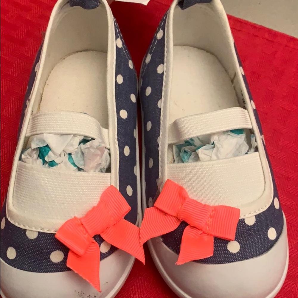 Girl shoes